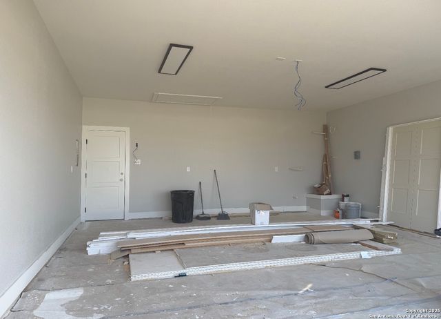 133 Merion, La Vernia, TX 78121