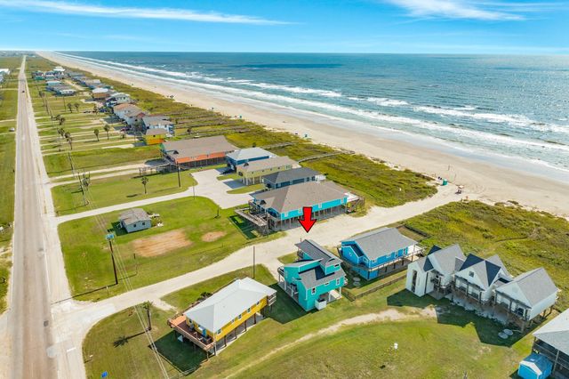 119 Bay Avenue, Surfside Beach, TX 77541