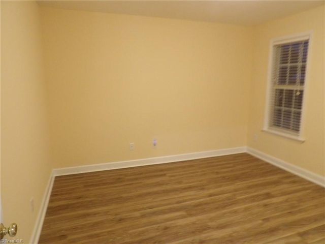 129 Walnut Avenue, Yadkinville, NC 27055