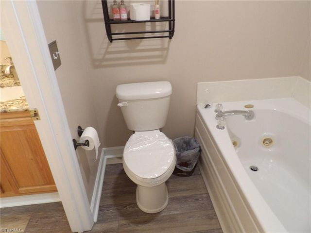 129 Walnut Avenue, Yadkinville, NC 27055
