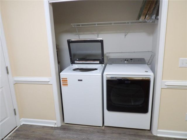 129 Walnut Avenue, Yadkinville, NC 27055