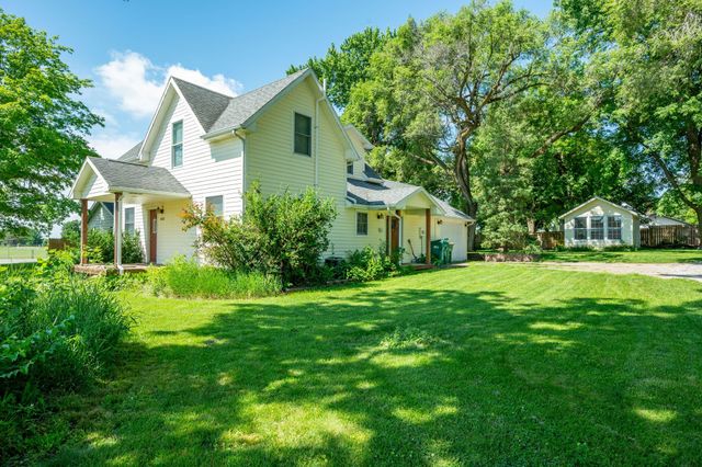 805 15th Street, Dallas Center, IA 50063