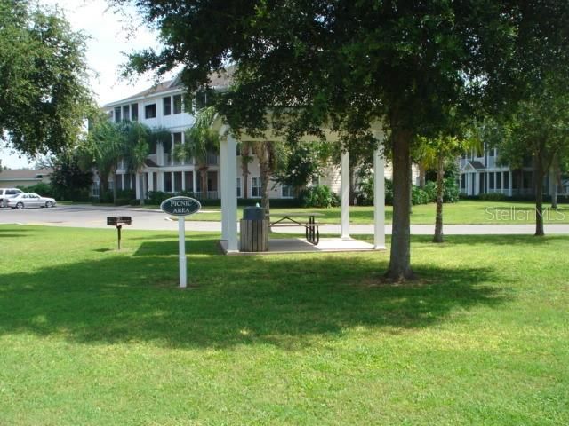 4802 51ST STREET W 221, Bradenton, FL 34210