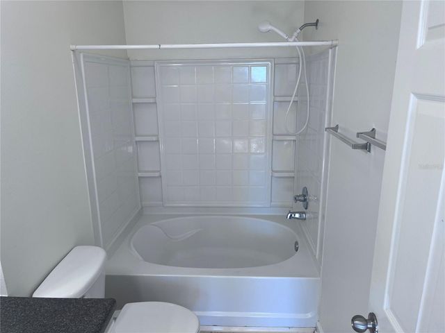 4802 51ST STREET W 221, Bradenton, FL 34210