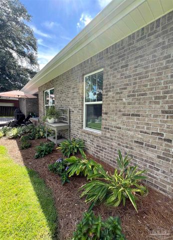 348 Grande Oaks Blvd, Cantonment, FL 32533