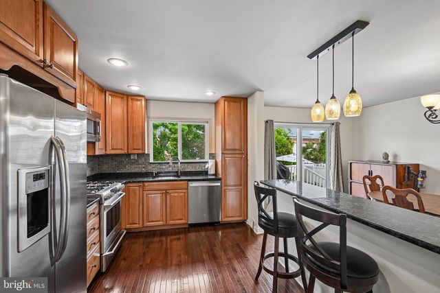 129 VALLEY RUN DR, Cherry Hill, NJ 08002