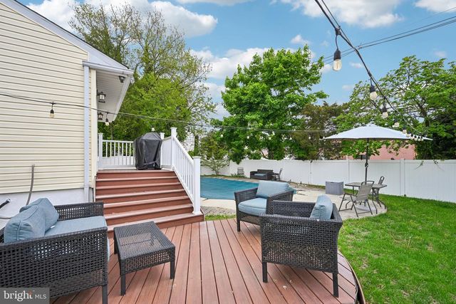 129 VALLEY RUN DR, Cherry Hill, NJ 08002