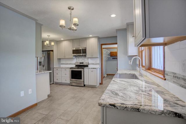 123 ENOLA RD, Newburg, PA 17240