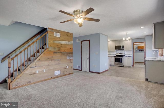 123 ENOLA RD, Newburg, PA 17240