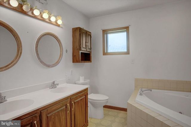 123 ENOLA RD, Newburg, PA 17240