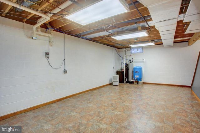 123 ENOLA RD, Newburg, PA 17240