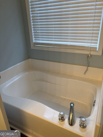 2460 Huntington Drive, Loganville, GA 30052