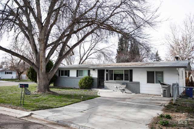 704 Hudson Dr., Nampa, ID 83651