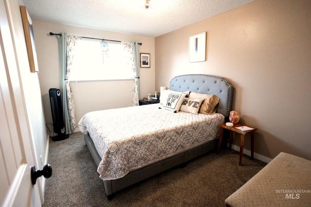 704 Hudson Dr., Nampa, ID 83651