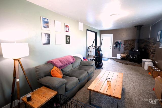 704 Hudson Dr., Nampa, ID 83651