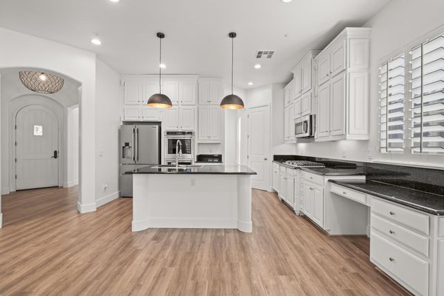 18394 N 92nd Street, Scottsdale, AZ 85255