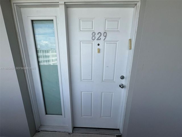 1750 NE 191st St 829-4, Miami, FL 33179