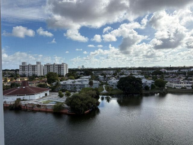 1750 NE 191st St 829-4, Miami, FL 33179