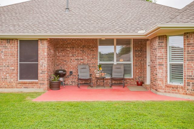1410 Parkside Drive, Mansfield, TX 76063