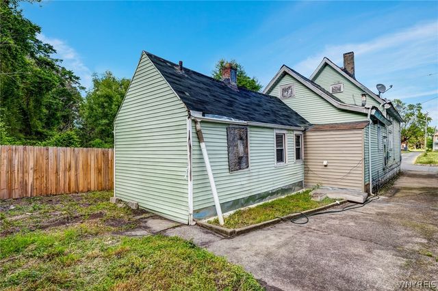66 Schmarbeck Avenue, Buffalo, NY 14212