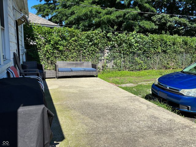 1734 W Morris Street, Indianapolis, IN 46221