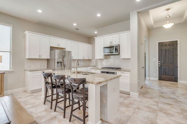 3021 Bella Lago Drive, Fort Worth, TX 76177