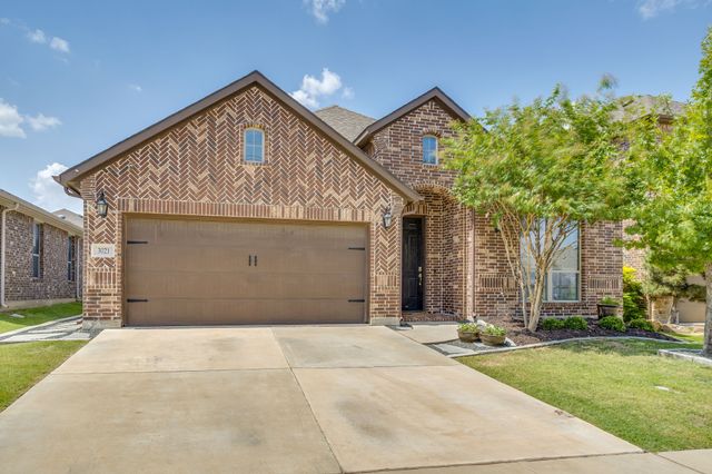 3021 Bella Lago Drive, Fort Worth, TX 76177