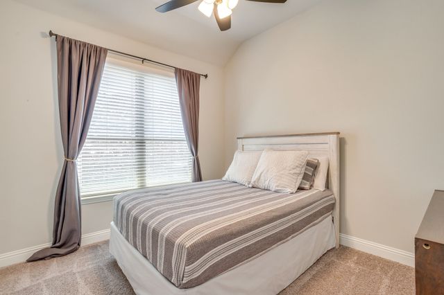 3021 Bella Lago Drive, Fort Worth, TX 76177