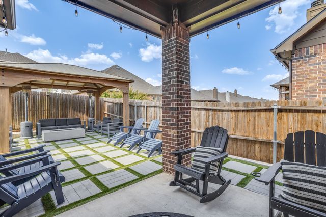 3021 Bella Lago Drive, Fort Worth, TX 76177