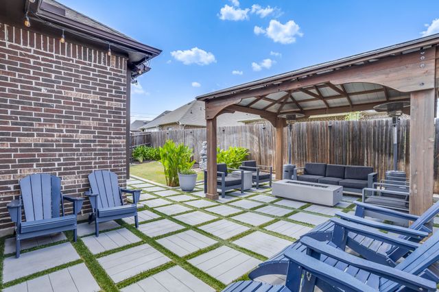 3021 Bella Lago Drive, Fort Worth, TX 76177