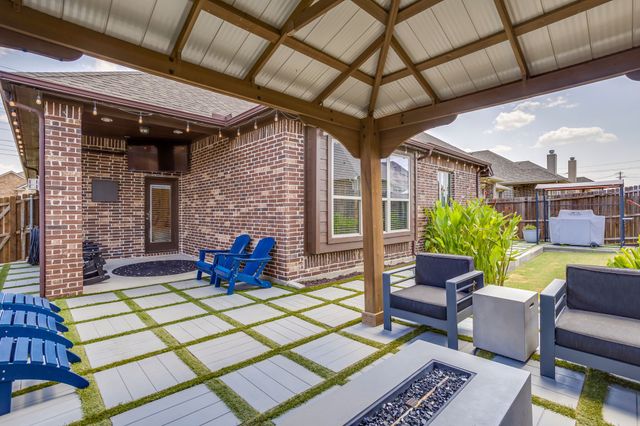 3021 Bella Lago Drive, Fort Worth, TX 76177