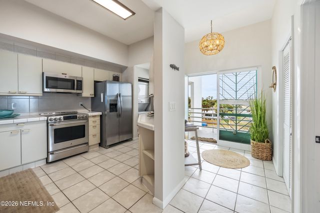 75 COMARES Avenue 3A, St. Augustine, FL 32080