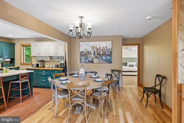 2135 SAINT PETERS RD, Pottstown, PA 19465