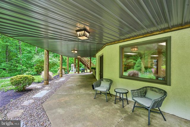 2135 SAINT PETERS RD, Pottstown, PA 19465