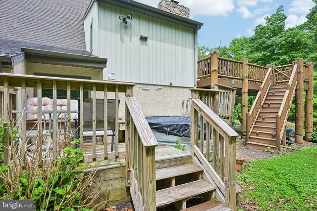 2135 SAINT PETERS RD, Pottstown, PA 19465