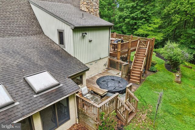 2135 SAINT PETERS RD, Pottstown, PA 19465