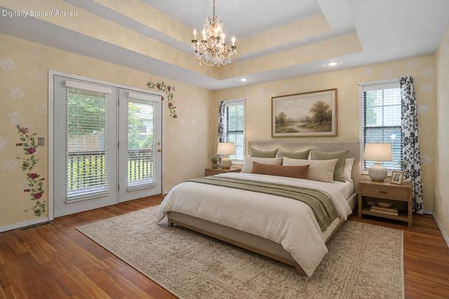 212 N Meadow Street, Nixa, MO 65714