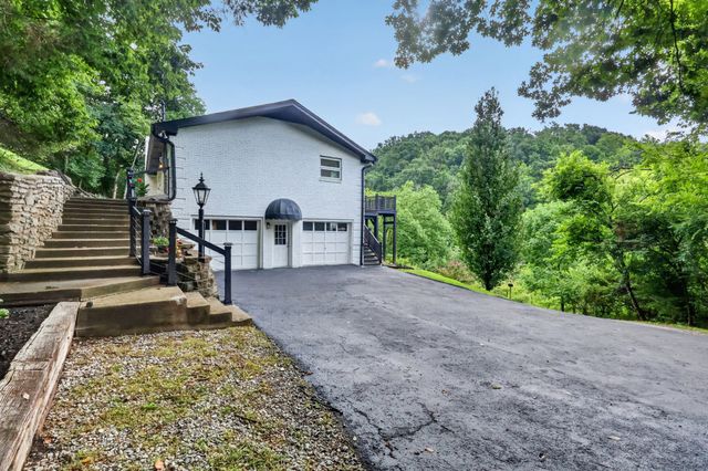 5161 Granny White Pike, Nashville, TN 37220