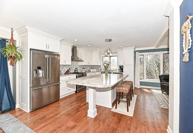 12315 W Christine DRIVE, Wauwatosa, WI 53226