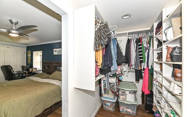 12315 W Christine DRIVE, Wauwatosa, WI 53226