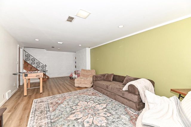 12315 W Christine DRIVE, Wauwatosa, WI 53226