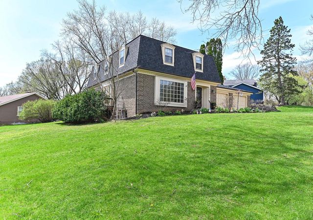 12315 W Christine DRIVE, Wauwatosa, WI 53226