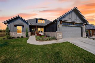4113 Hummingbird Drive, Sherman, TX 75092