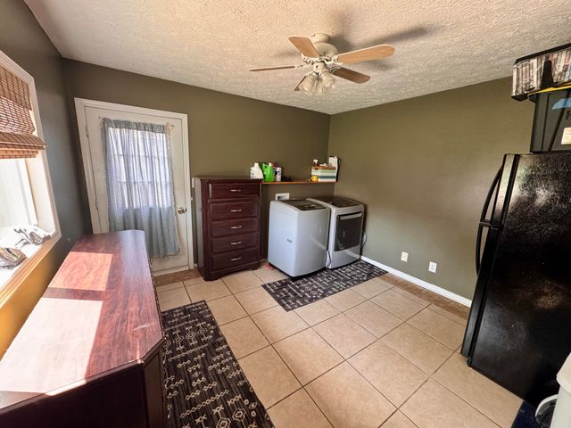 2220 Redbud Lane, Paris, KY 40361