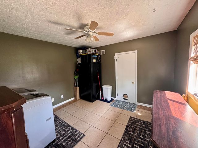 2220 Redbud Lane, Paris, KY 40361