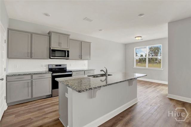 559 Logging Hill Drive, Richmond Hill, GA 31324