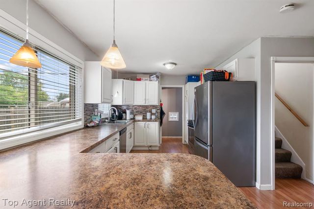 13712 La Chene Avenue, Warren, MI 48088