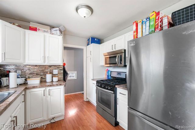13712 La Chene Avenue, Warren, MI 48088