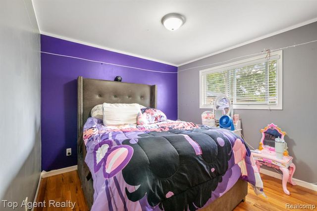 13712 La Chene Avenue, Warren, MI 48088