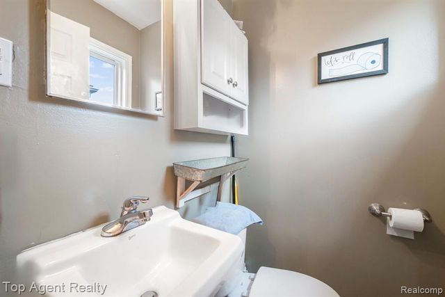 13712 La Chene Avenue, Warren, MI 48088